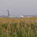 Un avion cu 234 de oameni la bord a aterizat forțat într-un lan de porumb