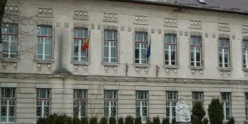 La propunerea primarului, Comitetul Local pentru Situații de Urgență constată necesitatea unei proceduri de urgență pentru renovarea Colegiului Național „Gheorghe Șincai”