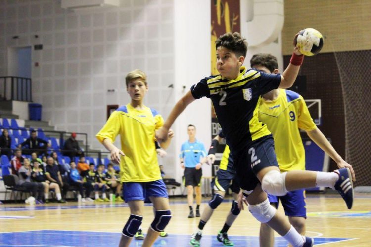 HANDBAL – 12 echipe maramureșene în întrecerile juniorilor I, II și III