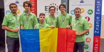 Elevii români au luat 3 medalii de aur și una de argint la Olimpiada Europeană de Informatică pentru juniori