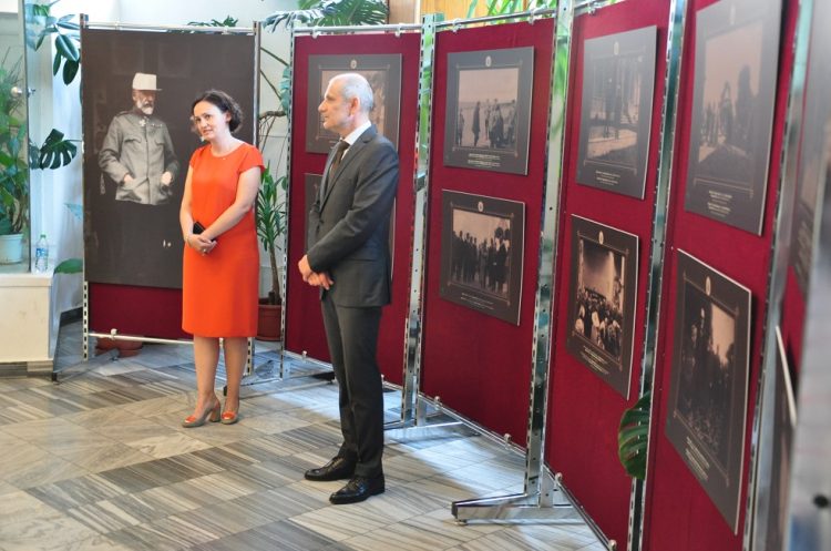 Vernisajul unei expoziții regale, la Muzeul de Mineralogie din Baia Mare