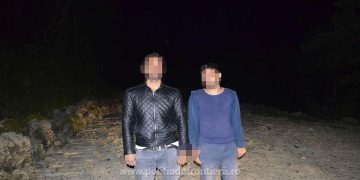 Doi pakistanezi, opriți la frontiera de nord a țării