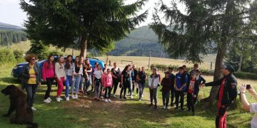 Tabără gratuită la Izvoare, pentru copii și tineri din Republica Moldova – FOTO