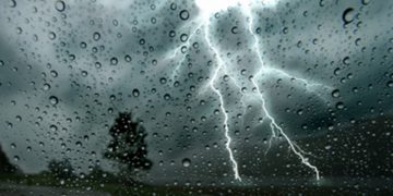 Cod galben de vijelii și grindină în Maramureș