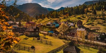 Frumuseţea Transilvaniei rivalizează cu Toscana, conform jurnaliştilor englezi