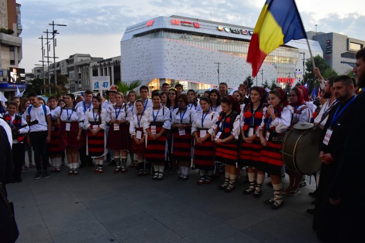 Tinerii din Maramureș primiți cu aplauze la Craiova, la ITO 2019 – FOTO și VIDEO