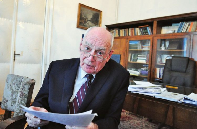 Academicianul Emil Burzo, „Cetăţean de onoare al Județului Maramureş”