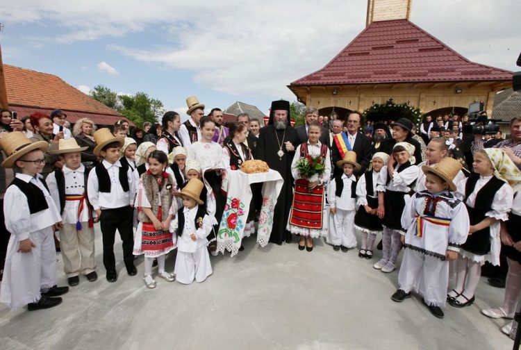 Duminica în credință la Biserica „Sfânta Treime” Moara Borșii