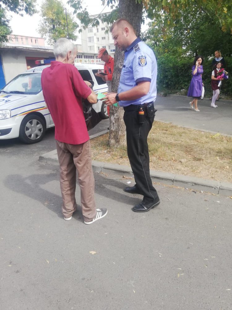 Băimărean rupt de beat, oprit în trafic de polițiștii locali – FOTO și VIDEO