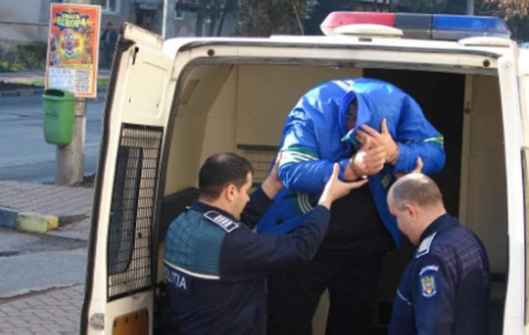 Prinşi de poliţişti la scurt timp de la sesizarea furtului