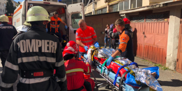 Ce zic polițiștii despre accidentul de pe Bulevardul Traian, în urma căruia a decedat o persoană