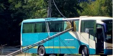 Un autocar plin cu elevi implicat într-un incident grav