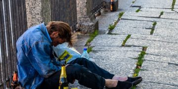 Băut, şi-a pierdut cartuşul de ţigări şi a alertat poliţia că a fost tâlhărit