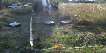 Trei cetățeni ucraineni cercetați pentru contrabandă și peste 12.000 pachete cu țigări confiscate