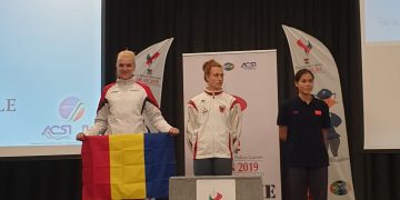 Subinspector de poliţie Ionela Cozma, din cadrul Poliţiei Tăuţii Măgherăuş, vicecampioană mondială la înot