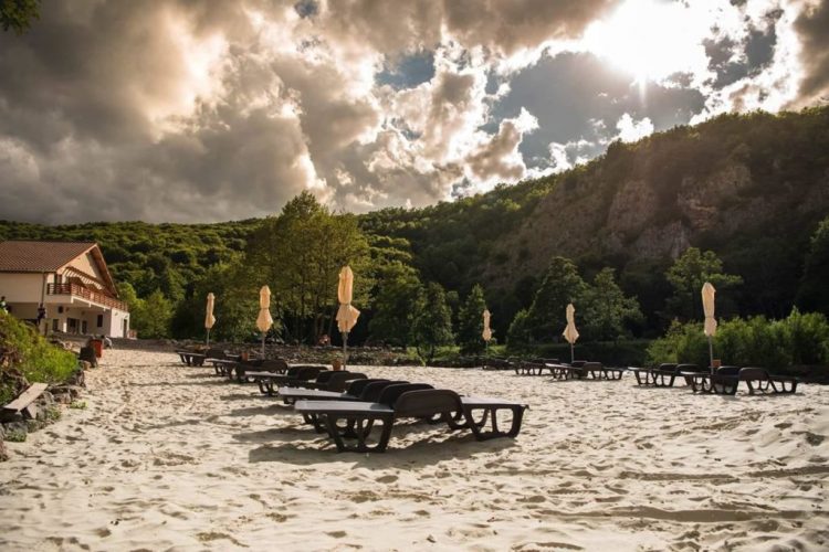 Vreme de vară săptămâna viitoare! Cât cresc temperaturile