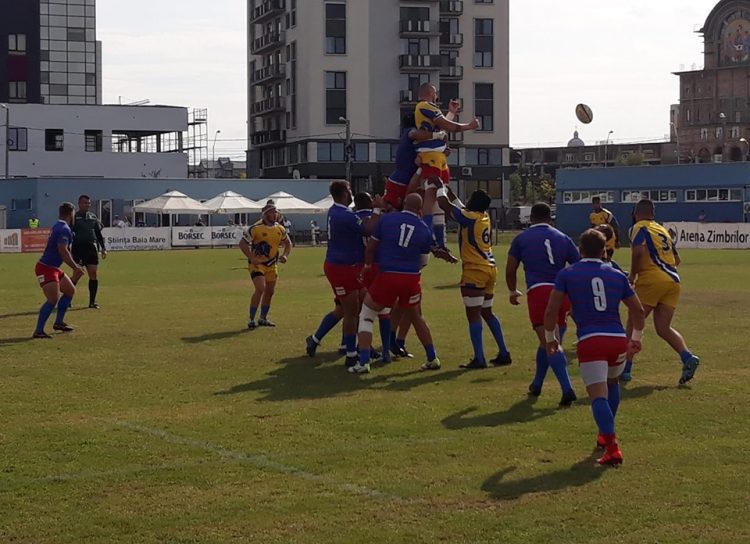 RUGBY – Superliga – Mai deștepți cu trei puncte după un meci extrem de echilibrat