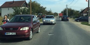 Seria accidentelor continuă: scuterist proiectat în gard după ce a fost accidentat de o maşină la Gârdani