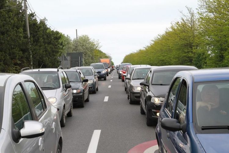 Atenţionare de călătorie: Proteste şi blocaje în circulaţie