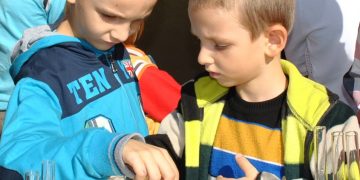 Elevii din Baia Mare, invitaţi de societatea Vital la un exerciţiu practic