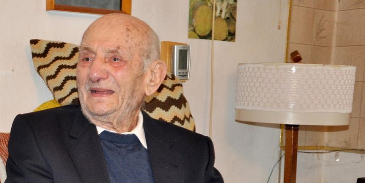 A murit cel mai bătrân om din lume. Gustav Gerneth avea 114 ani