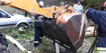 Cal salvat după ce a căzut într-un bazin, la Blidari – FOTO