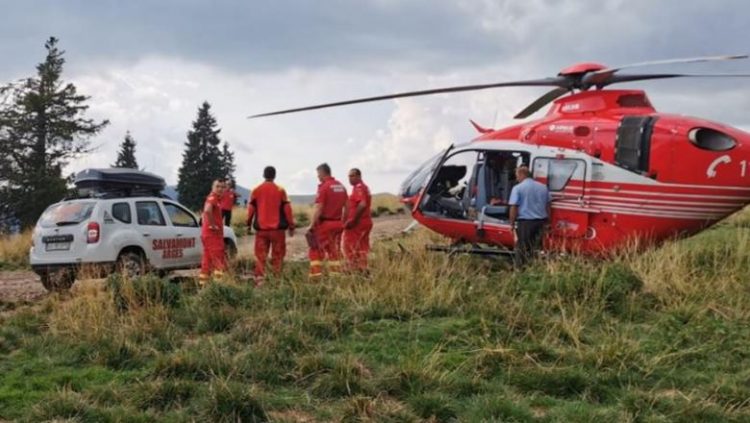 Tragedie la Maratonul Piatra Craiului: Doi concurenți au murit după ce au căzut într-o râpă