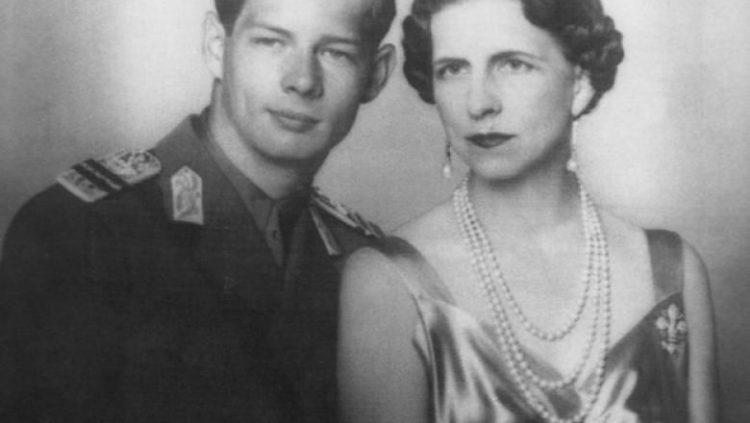 Sicriul reginei-mamă Elena a României va fi adus în ţară pe 18 octombrie