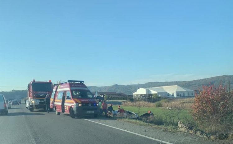 Un șofer băut s-a izbit de un capăt de pod