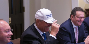 Bogdan Chirieac: Președintele Poloniei s-a întors cu vize. Klaus Iohannis, cu o șapcă