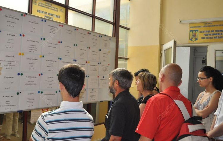 Sute de locuri de muncă disponibile în Maramureș