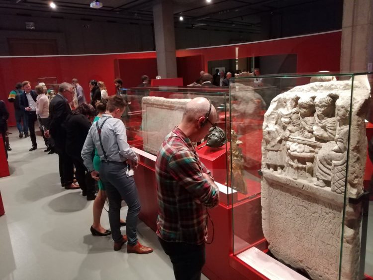 Exponate ale Muzeului Județean de Istorie și Arheologie Maramureș, la Festivalul Internațional de Artă EUROPALIA