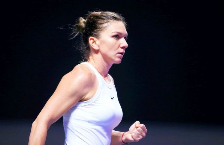TENIS – Simona Halep s-a impus în primul meci de la Turneul Campioanelor