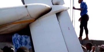 Tragedie aviatică: 17 persoane aflate la bordul unui avion au murit