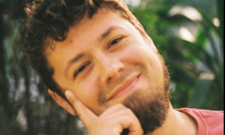Tânărul care l-a trezit la realitate pe Iohannis