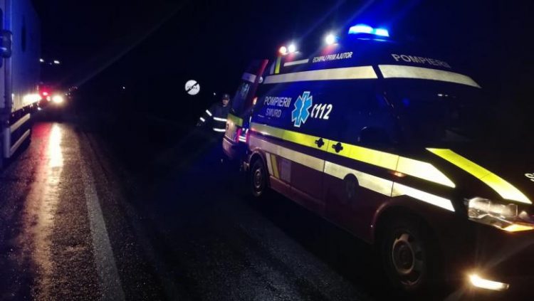 Accident: Șapte persoane, între care doi copii, au fost implicate