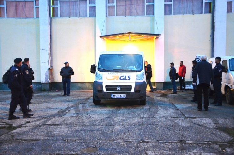 ALEGERI PREZIDENŢIALE: Materialele pentru alegeri au fost transportate în teritoriu