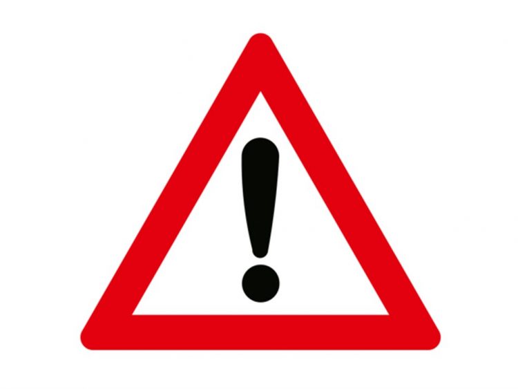 Doi maramureşeni au rămas şi fără maşinile comandate, şi fără bani. Poliţiştii avertizează: nu plătiţi în avans bunuri comandate de la persoane necunoscute!