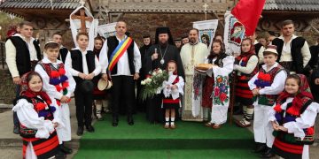 Sărbătoare mare la hramul Bisericii „Sfinții Arhangheli Mihail și Gavriil” din Bârsana
