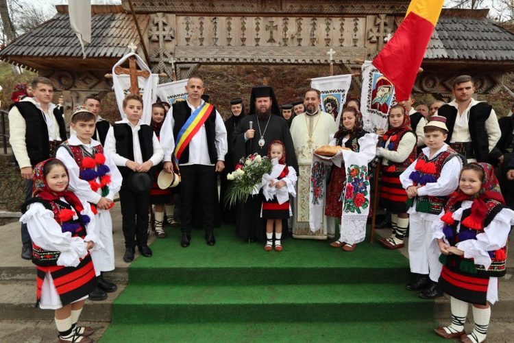 Sărbătoare mare la hramul Bisericii „Sfinții Arhangheli Mihail și Gavriil” din Bârsana