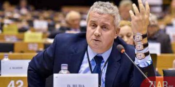 Cum fac bani europarlamentarii PNL. Ce chirie plătește Daniel Buda