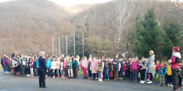 Copiii băimăreni, instruiţi de pompieri