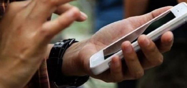 Băimărean reţinut pentru 24 de ore după ce a ameninţat şi tâlhărit un minor