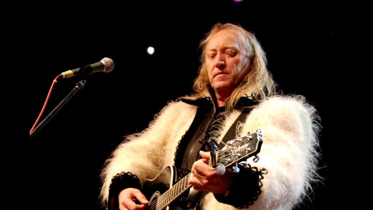 „Zeul” colindelor revine în Baia Mare. Când va avea concert Ștefan Hrușcă