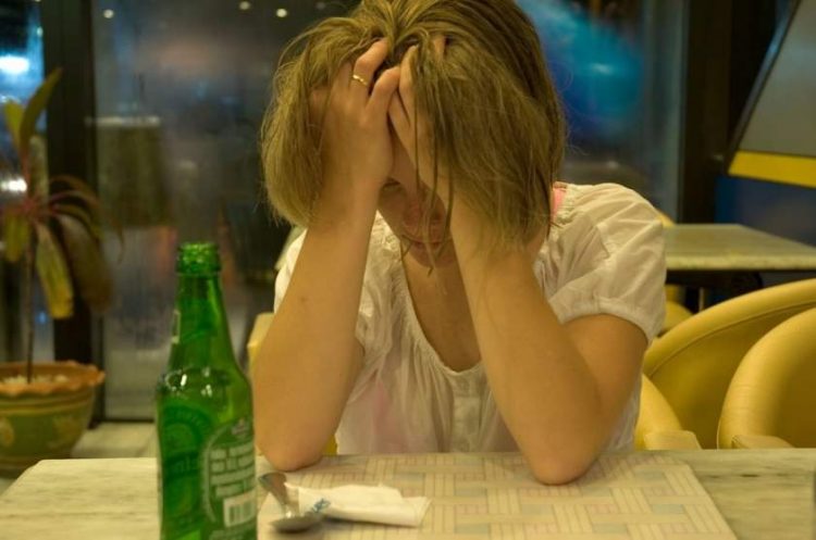 O profesoară a venit băută la ore, cu o alcoolemie de 1,18