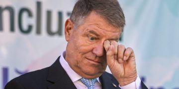 Un jurnalist îl pune la zid pe Klaus Iohannis