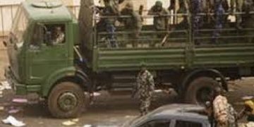 Atac terorist: 53 de militari și un civil au fost uciși