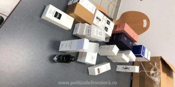 Parfumuri susceptibile a fi contrafăcute, confiscate la PTF Petea de la un maramureşean
