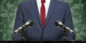 Liberal: Pe ăștia de la USR îi bag în… mamelor care i-au făcut! Mai fătați una și duși sunteți