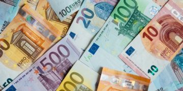 Portugalia va majora salariul minim la 635 de euro pe lună